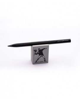 Pininfarina Segno BANKSY Smart Graphite Flower Thrower